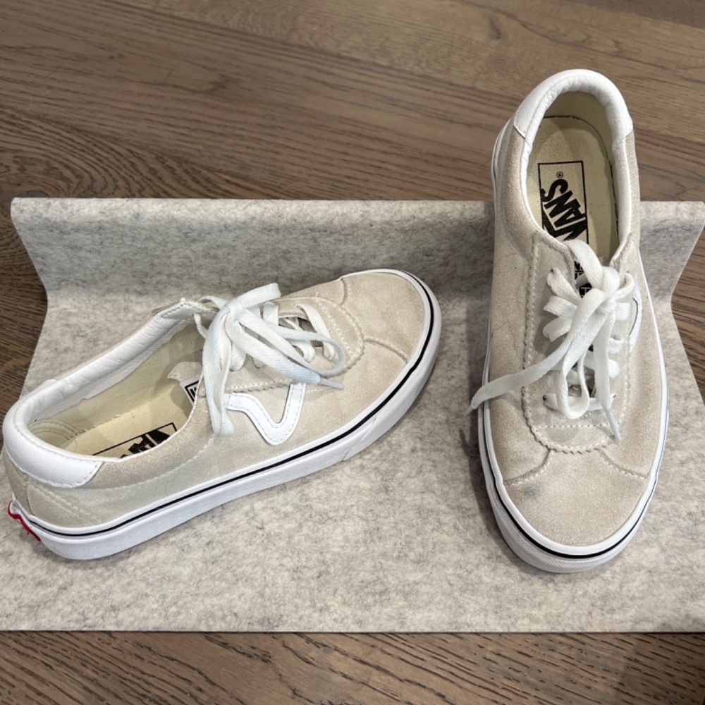 Vans women's sz 6.5 lot - Picture 6 of 10